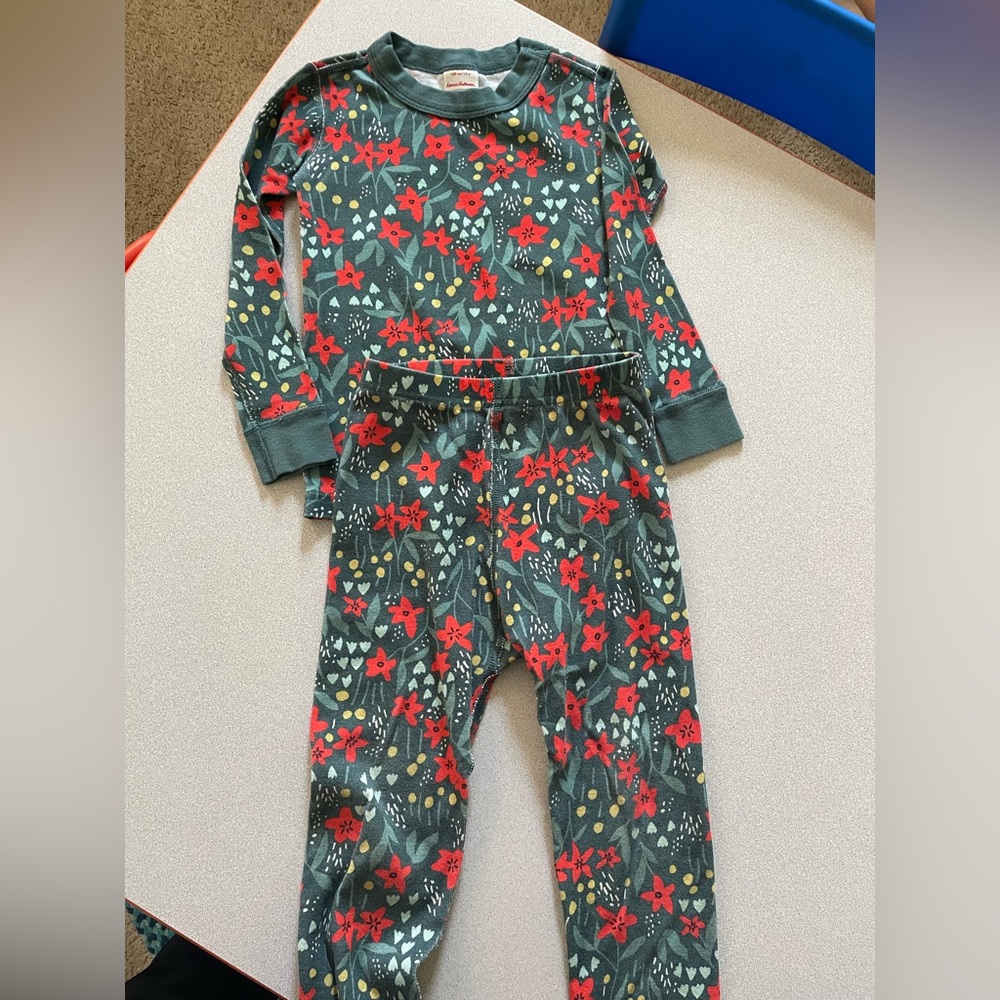 Hanna Andersson Christmas/Holiday pajamas